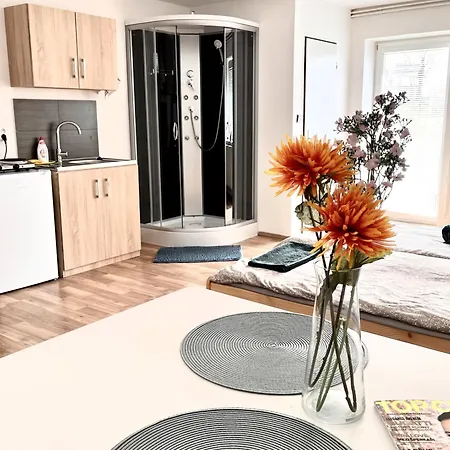 Na Venkove Cirkvice Apartament *